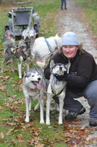 Catherine poses with her lead dog, Vale